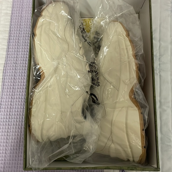 Shoes - Picture 3 of 5